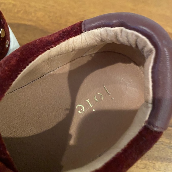 BRAND NEW Joie Velvet Sneakers - Picture 2 of 3